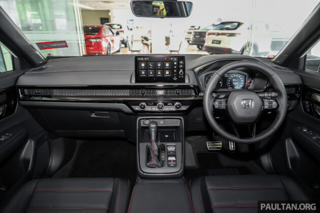 2026 Honda CR-V e:HEV RS 陈列室实拍, 终于配备盲点侦测系统 (BLIS) 与后方横向来车警示 (RCTA), 售价19.6万