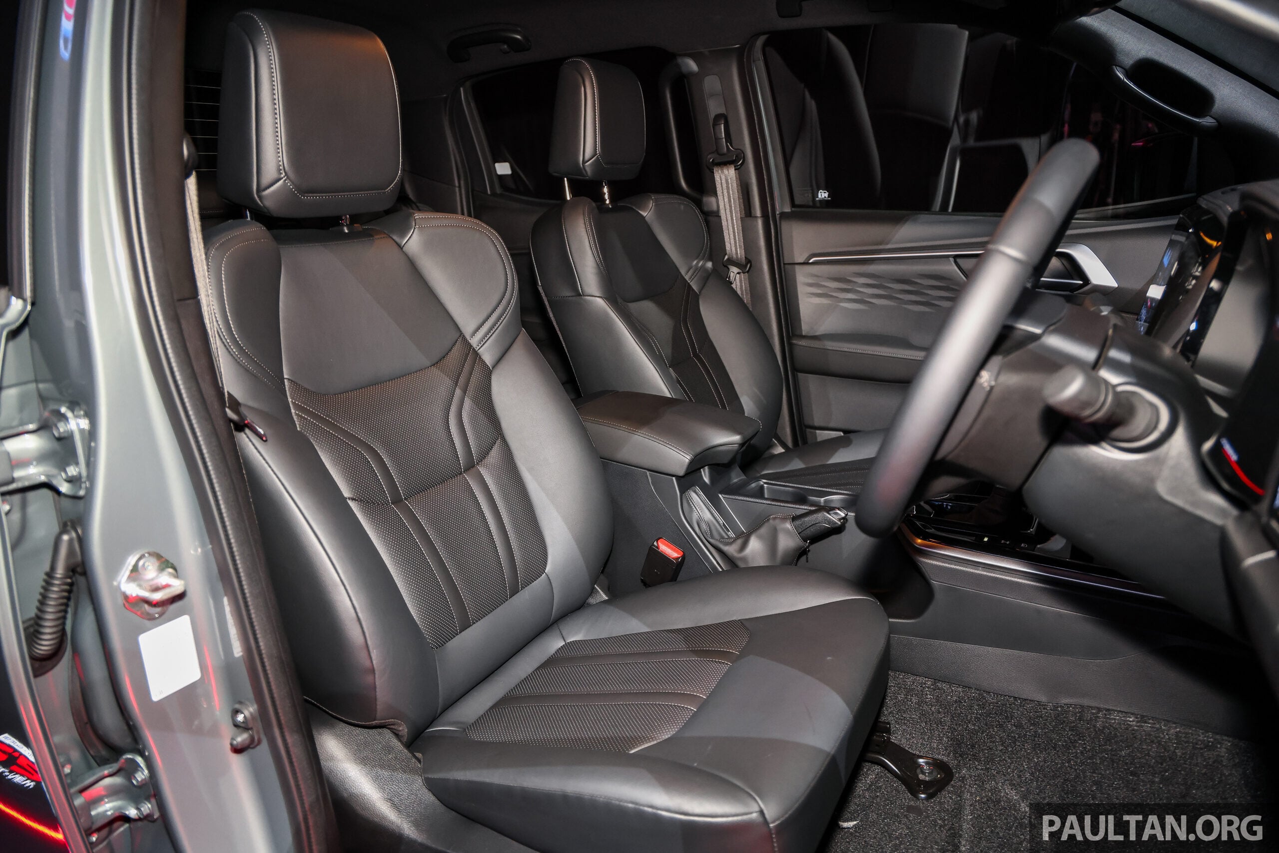 2026 Isuzu D-Max 本地开卖！搭载全新2.2升涡轮增压柴油引擎、八速自排变速箱，163 PS/400 Nm，售价RM103k起