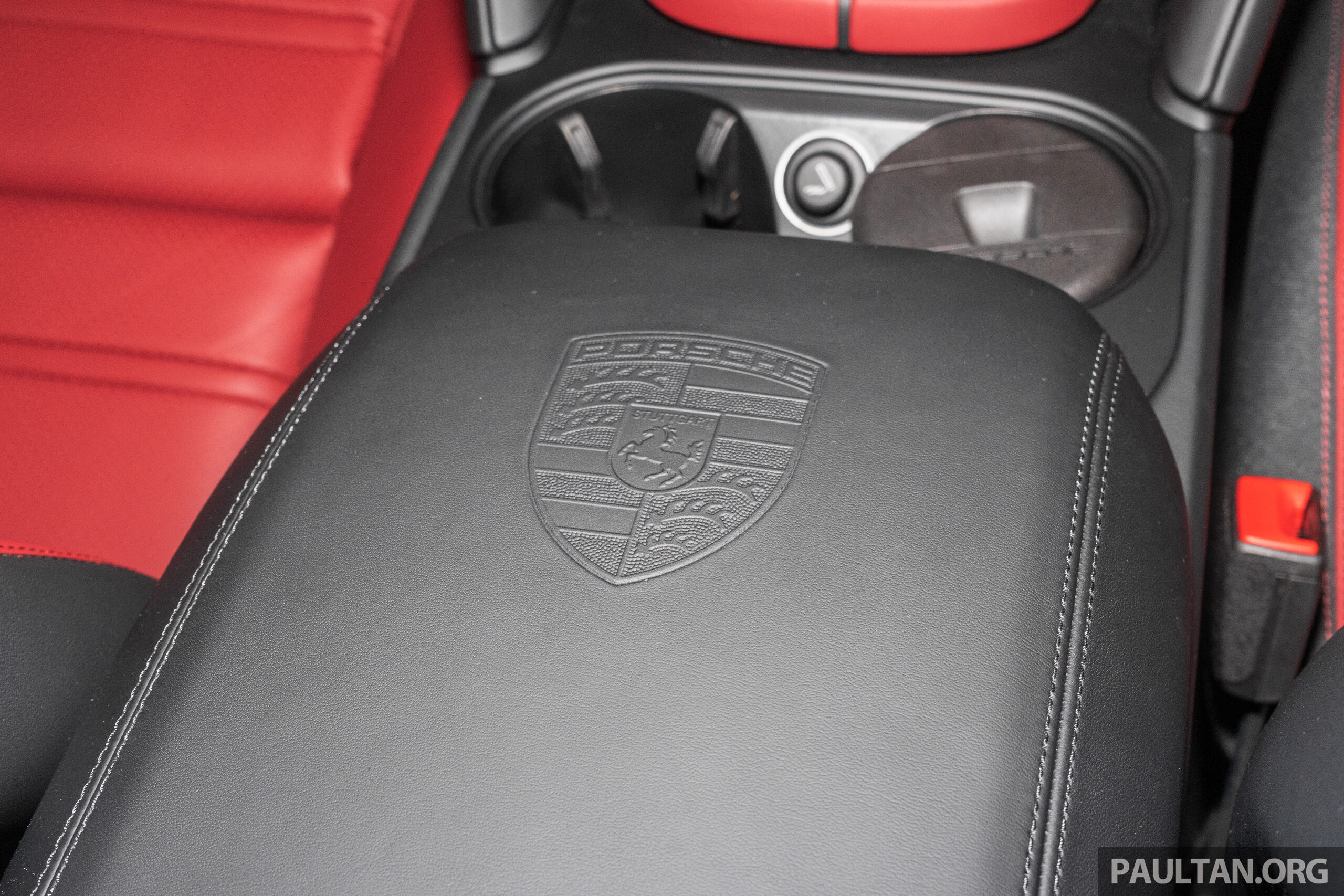 2026 Porsche Cayenne、Cayenne S E-Hybrid Coupé 小升级款本地亮相!换装21寸新样式轮毂、外型小幅调整