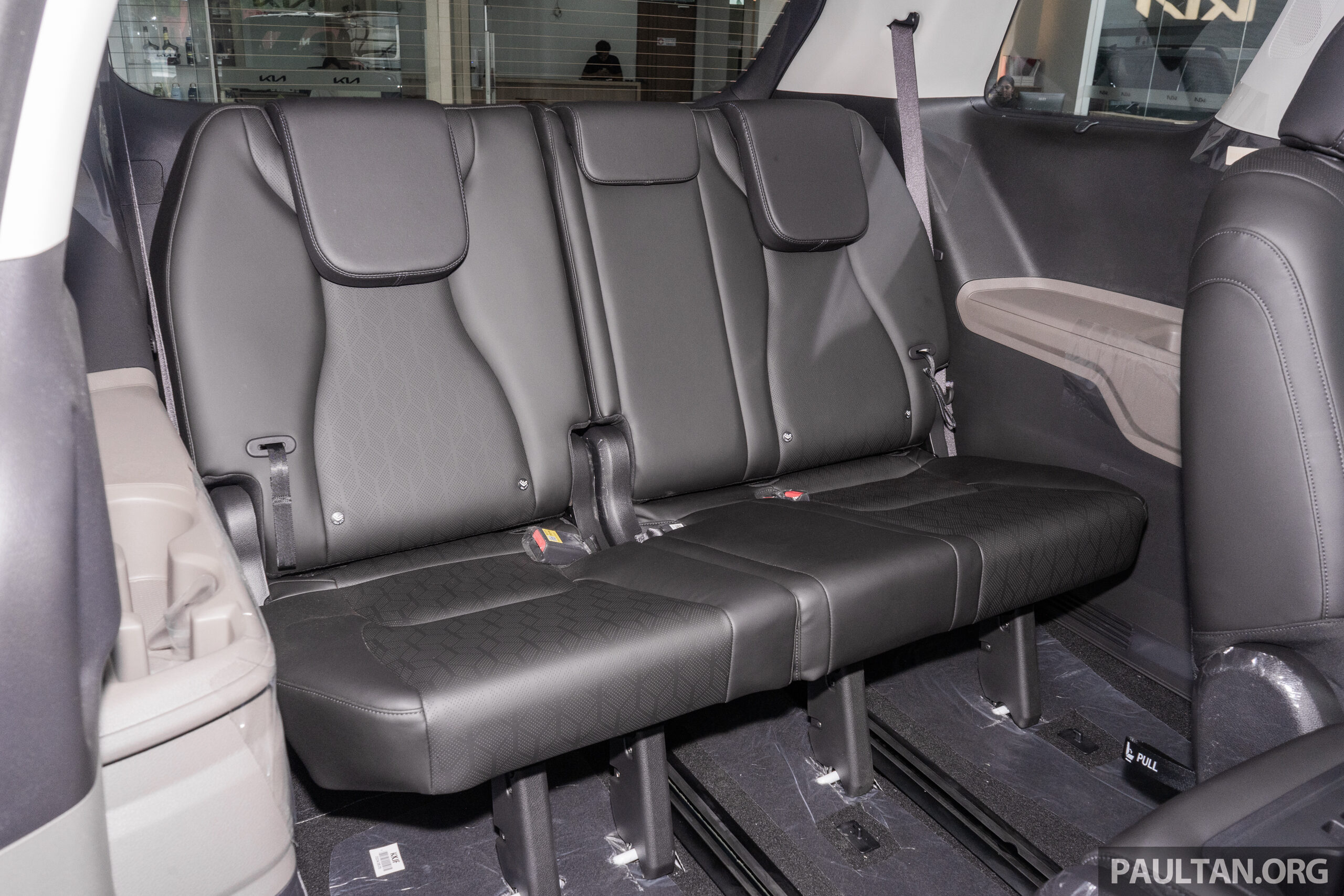 图集:2026 Kia Carnival 小改款八座版实拍!售RM239k
