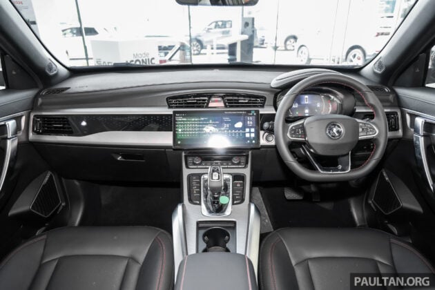 2026 Proton X70 Sport Edition 新车实拍, 限量600辆的全黑特仕版搭配原厂运动化外观套件, 正式售价于本周四公布