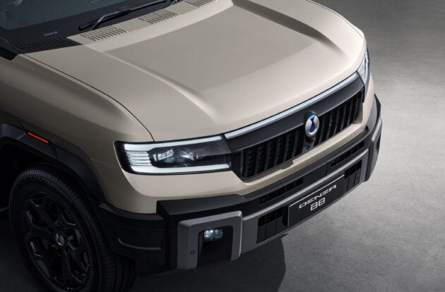 Denza B8 PHEV 油电混动SUV确认即将来马, 搭载2.0L四缸涡轮增压引擎+电动马达, 油电综合里程可达1,200公里