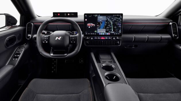 Hyundai Ioniq 3 全球首发, 纯电动B-Segment五门掀背小车, WLTP续航里程可达496公里, 号称半小时可充电至80%