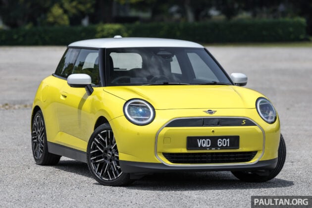 2026 MINI Cooper SE 新车完整实拍, 中国进口来马的纯电双门小钢炮, 售价19.4万起, 7月后或无法再销售, 且买且珍惜