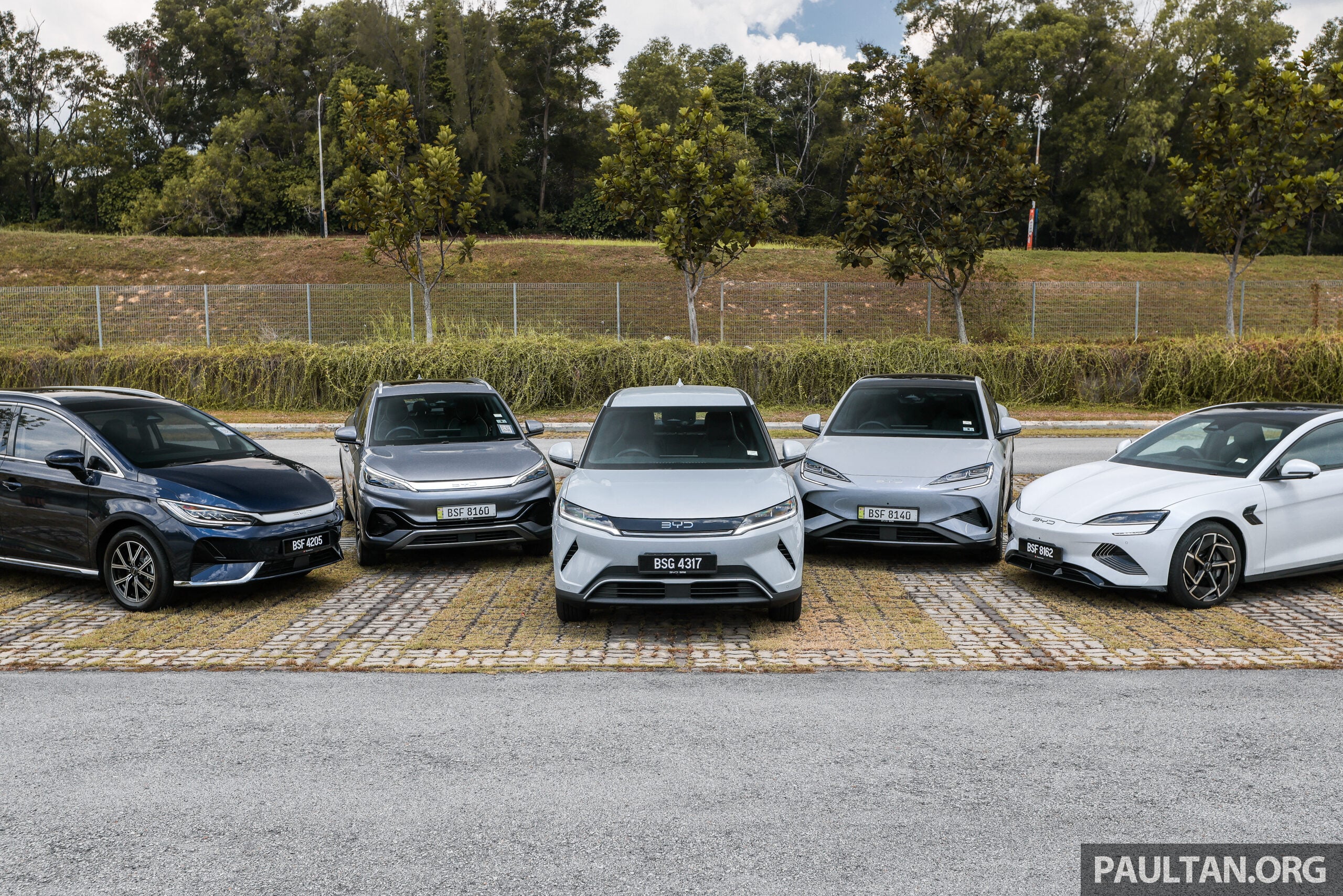 比亚迪副总裁刘学亮现身 Inokom 位于吉打居林的生产基地引揣测，或与 Sime Motors 携手续推动大马 CKD 业务？
