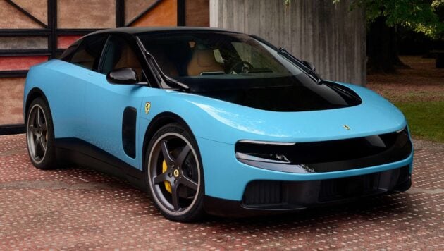 Ferrari Luce 全球首发, 品牌首款纯电动+正五人座车款, 2.5秒破百, 极速310km/h, 续航里程530公里, 350kW DC快充