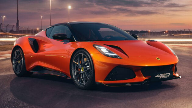 Lotus Emira 420 Sport 全球首发, 最后一款搭载AMG引擎且没有油电系统辅助的莲花跑车, 性能更强且车身重量更轻