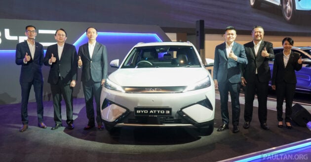 2026 BYD Atto 3 小改款我国正式发布, 新增 Premium 顶配车型, 续航里程更长, 加速更快, 更快充满电, 从12.6万起