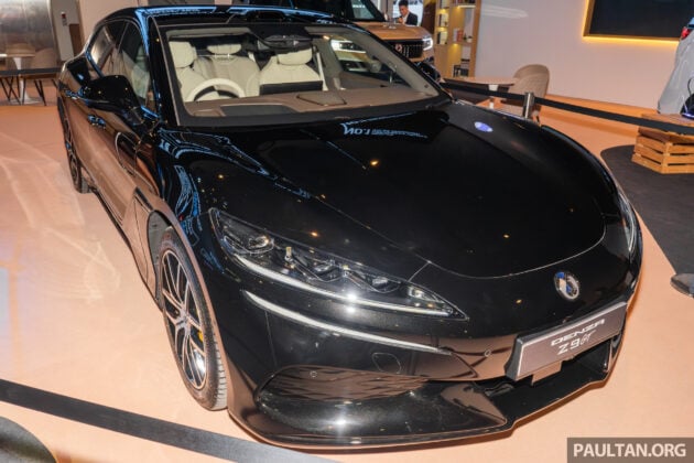 Denza Z9 GT 本地再次公开亮相, 这次是右舵版, 即将来马?