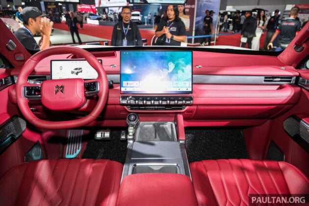 东风 MHero II 亮相 KLIMS 吉隆坡国际移动展, 主打户外越野能力的高端豪华SUV, 1.5L REEV增程式混动, 预告将来马