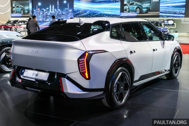 Kia EV4, EV5 与 PV5 电动车亮相我国车展, 评估是否来马