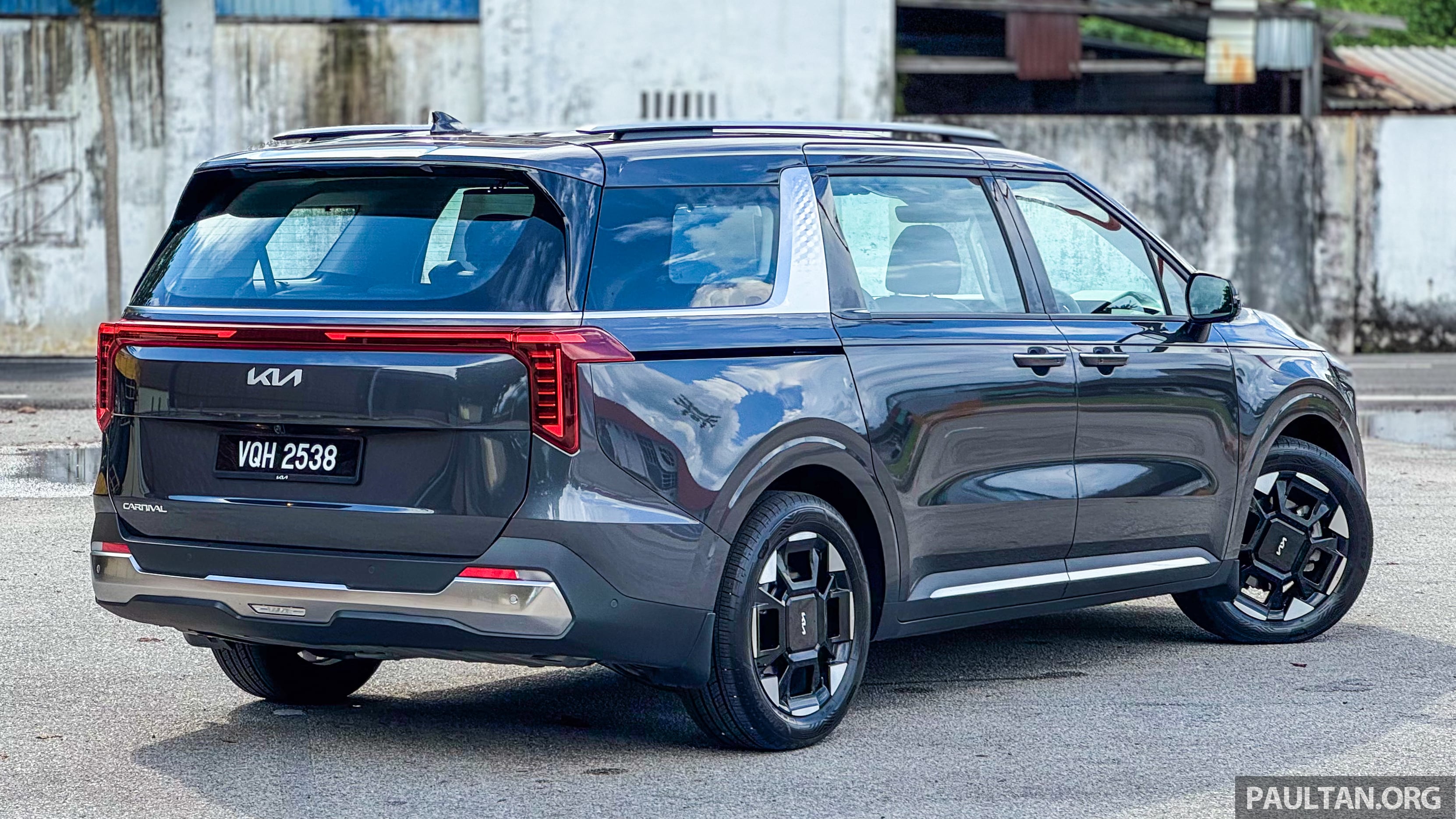试驾：2026 Kia Carnival 七座版！家庭MPV的理性之选？