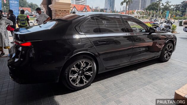 首相新座驾曝光! 防弹+放爆破能力的 BMW 7 Protection, 可抵御手榴弹爆破与7.62mm子弹射击, 4.4L V8双涡轮引擎