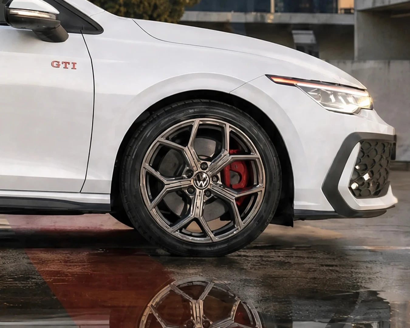 Volkswagen Malaysia 推出 Golf GTI 50 周年限量版!限量50辆免费升级18寸 Huntsville Adamantium Dark 轮圈