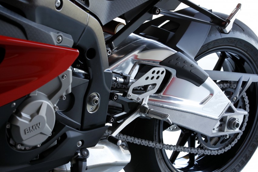 2011 BMW S1000RR updated with new features 74403