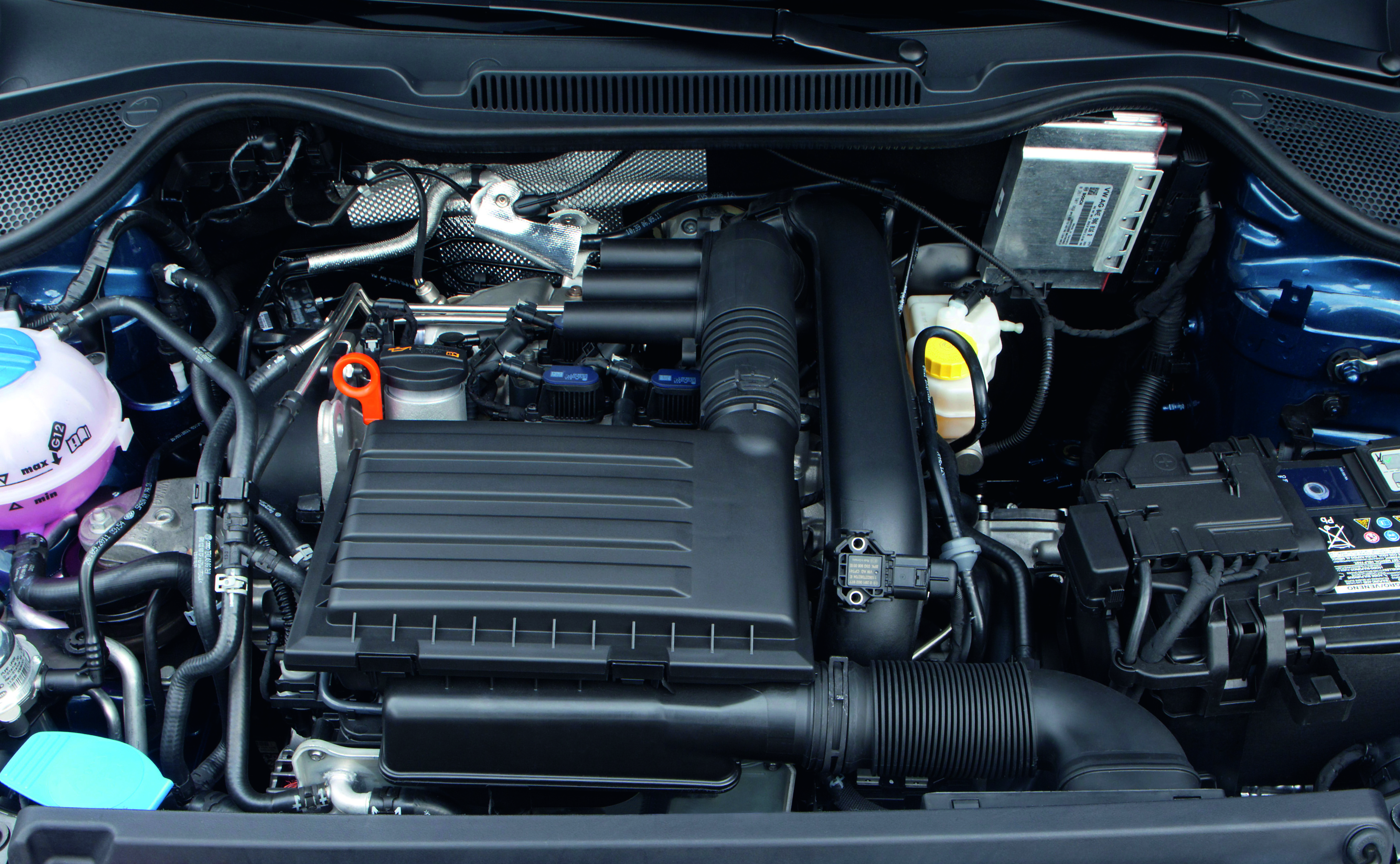 Volkswagen двигатели отзывы. Двигатель Volkswagen 1,4 TSI. Polo 1.4 TSI 125 Л.С. VW 1.2 TSI. Фольксваген поло 1.4 мотор.