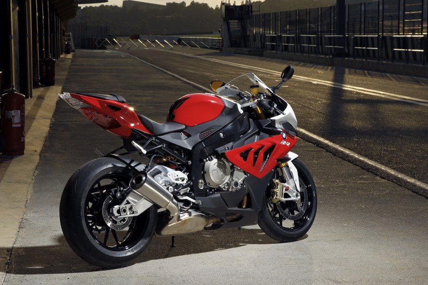 2011 BMW S1000RR updated with new features 74430
