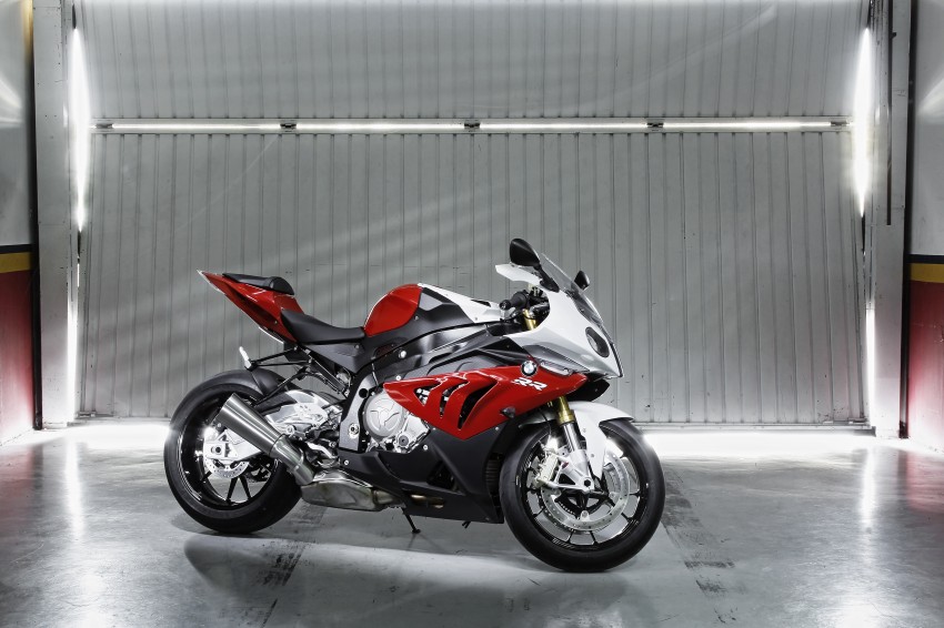 2011 BMW S1000RR updated with new features 74432