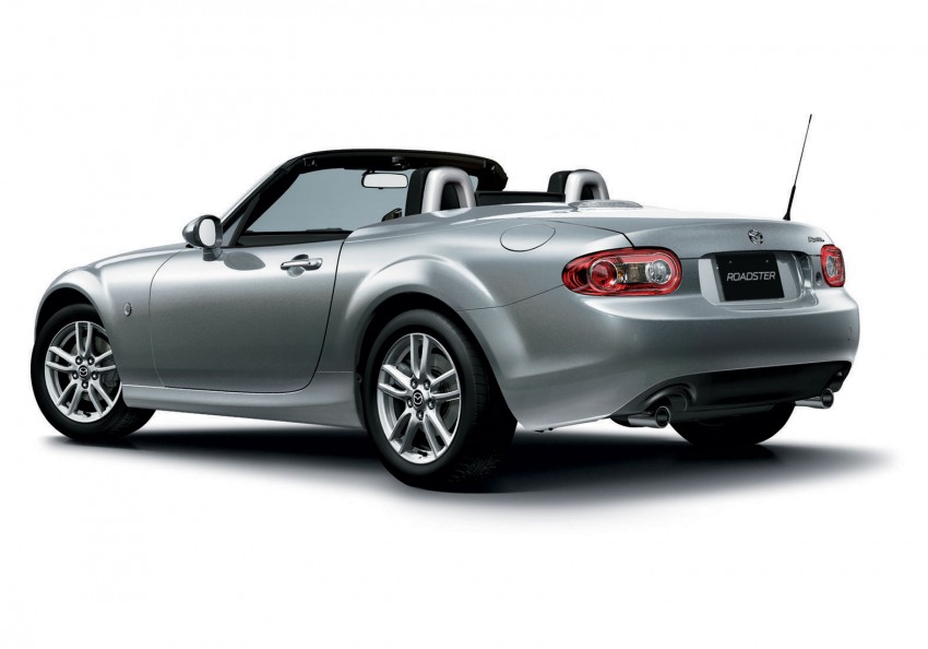 Mazda MX-5 upgraded and now being sold in Japan 116344