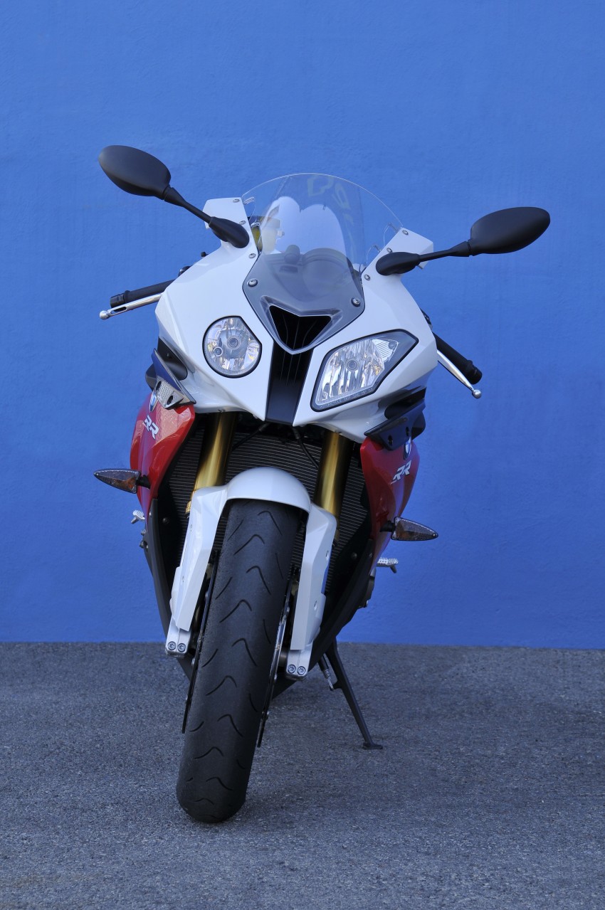 2011 BMW S1000RR updated with new features 74441