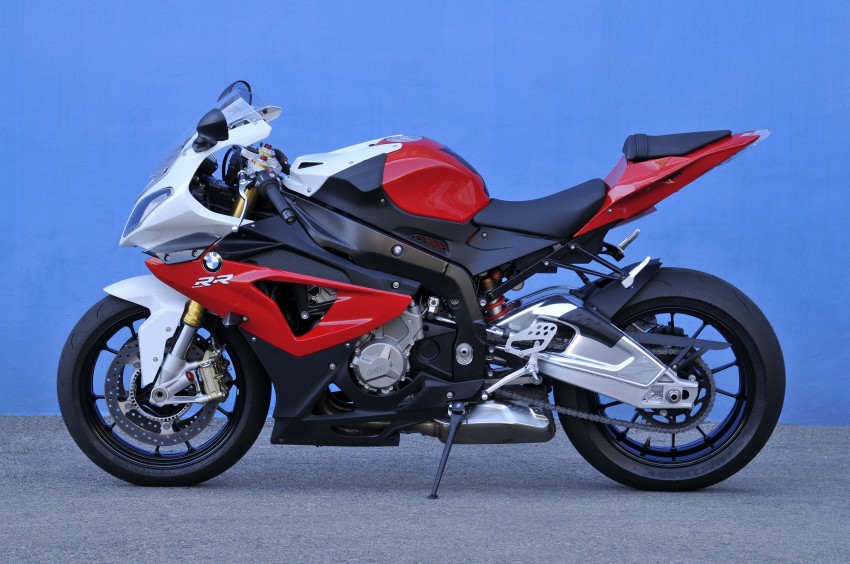2011 BMW S1000RR updated with new features 74442