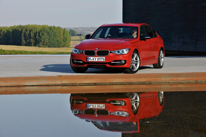 BMW F30 3 Series unveiled: four engines at launch, three equipment lines, market debut in Feb 2012 Image #72764