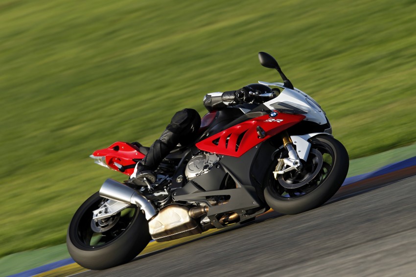 2011 BMW S1000RR updated with new features 74445