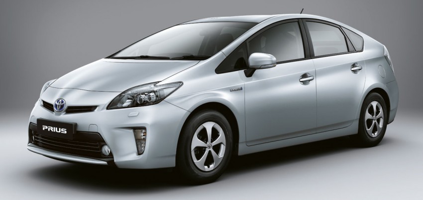 Toyota hybrid sales top 100,000 units in Europe 155409