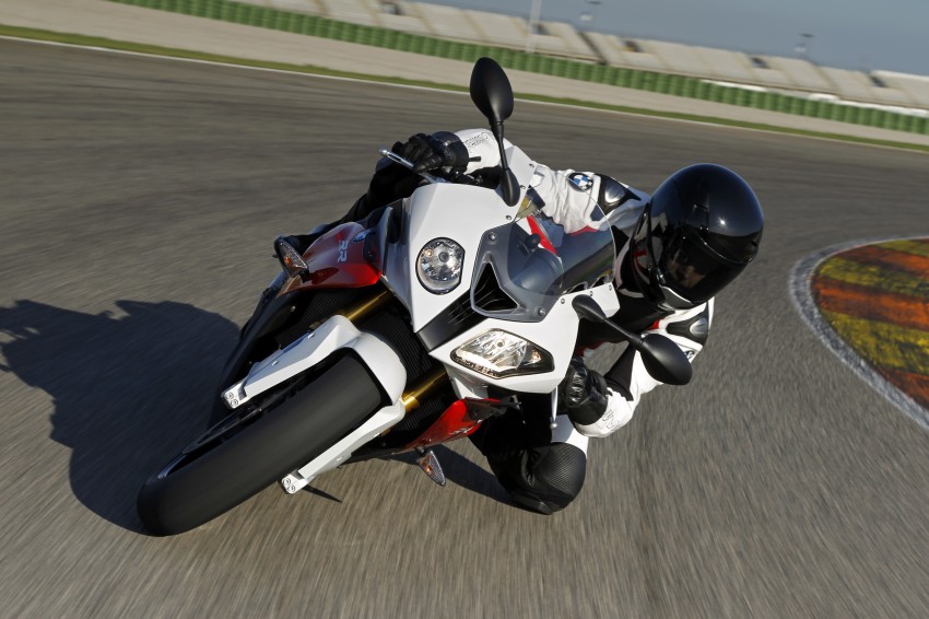 2011 BMW S1000RR updated with new features 74464