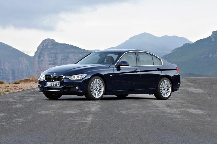 BMW F30 3 Series unveiled: four engines at launch, three equipment lines, market debut in Feb 2012 Image #72795