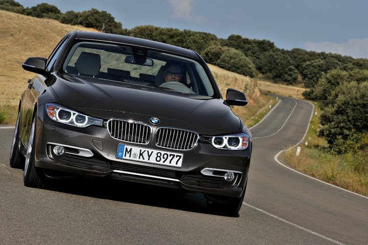 BMW F30 3 Series unveiled: four engines at launch, three equipment lines, market debut in Feb 2012 Image #72804