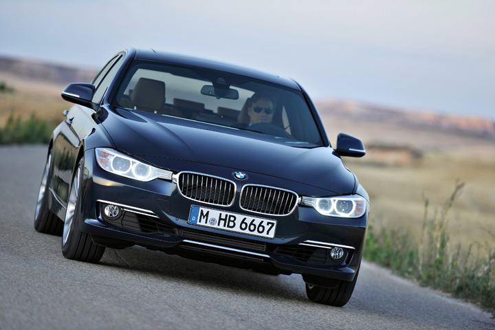 BMW F30 3 Series unveiled: four engines at launch, three equipment lines, market debut in Feb 2012 Image #72813