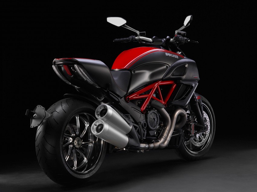 Ducati Malaysia introduces the Diavel and Monster Art 118085