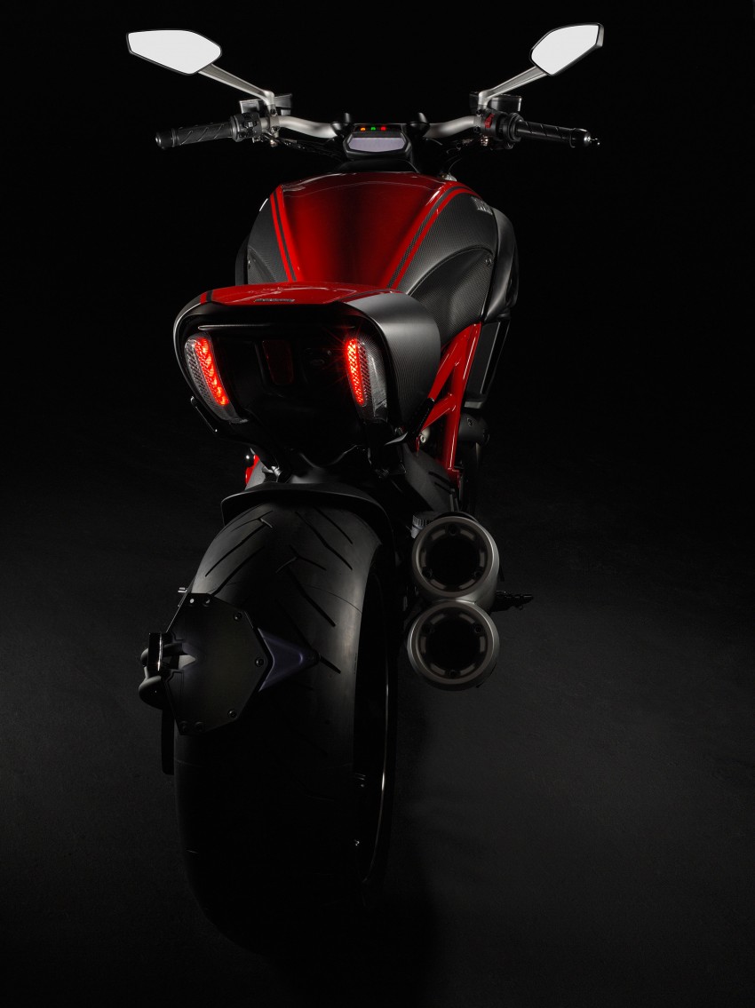 Ducati Malaysia introduces the Diavel and Monster Art 118086