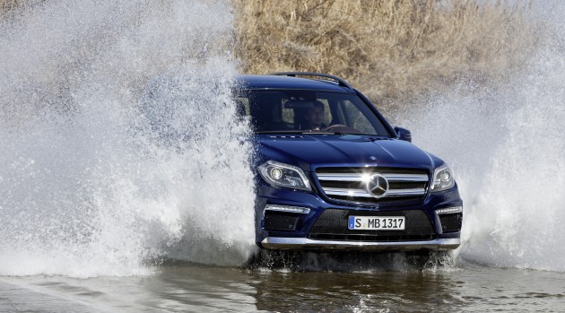 Mercedes-Benz GL-Class (X166) - two petrol and one diesel engines at launch  
