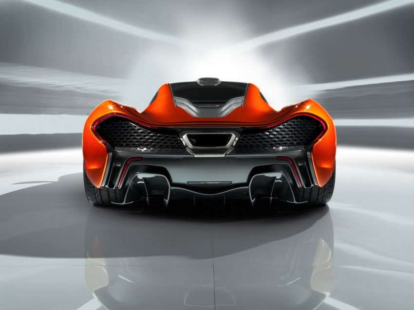 McLaren P1 shown in Paris: F1 successor gets 600 PS per tonne, 600 kg downforce, drag reduction system 133729