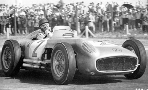 Rosberg to drive Fangio’s 1954 Mercedes at Nurburgring