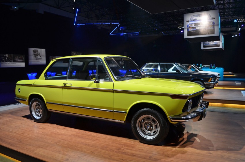 GALLERY: BMW 3-Series lineage display at the F30 launch 96636