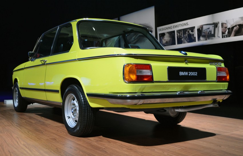 GALLERY: BMW 3-Series lineage display at the F30 launch 96641