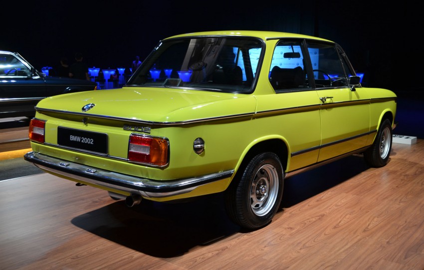 GALLERY: BMW 3-Series lineage display at the F30 launch 96642