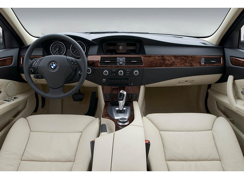 BMW launches E60 BMW 5-Series facelift 156418