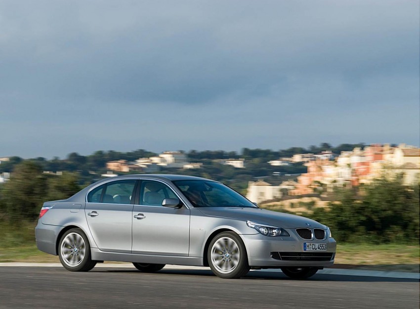 BMW launches E60 BMW 5-Series facelift 156425