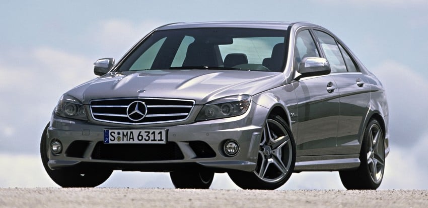 W204 Mercedes-Benz C63 AMG 358507