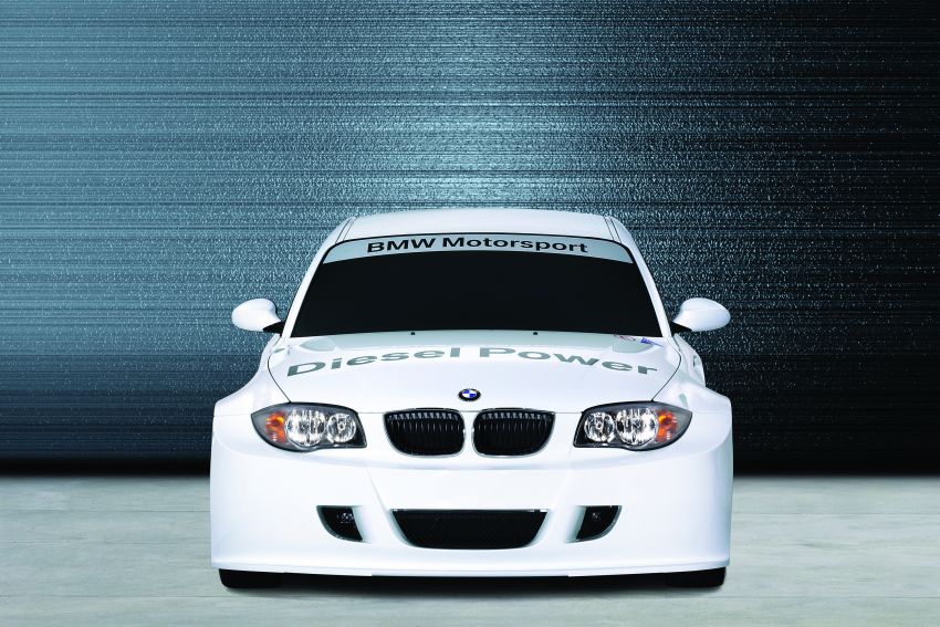 BMW 120d Motorsport with customer racing kit 871439