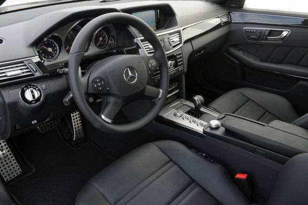 2010-mercedes-e63-amg_11