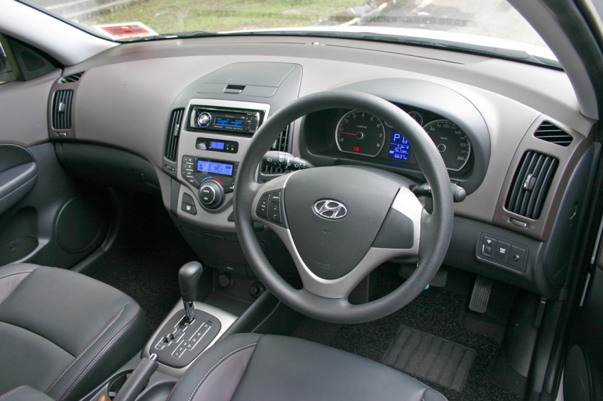 Hyundai i30 Test Drive Review 236611