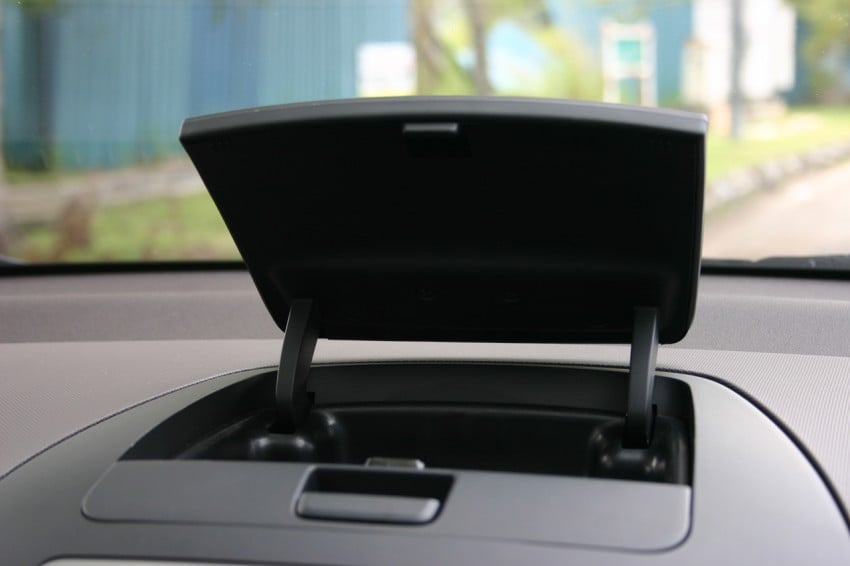 Hyundai i30 Test Drive Review 236610