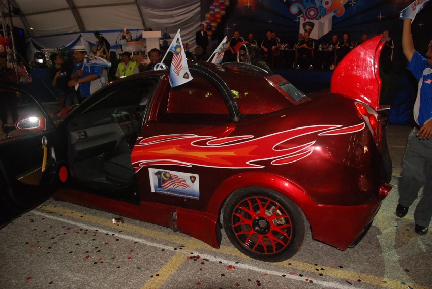 Proton employees show off “creative concepts” at its 2010 Family Day celebration 278360