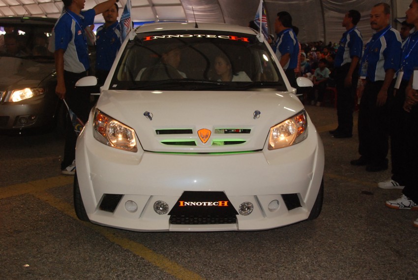 Proton employees show off “creative concepts” at its 2010 Family Day celebration 278344