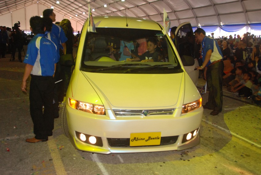 Proton employees show off “creative concepts” at its 2010 Family Day celebration 278336